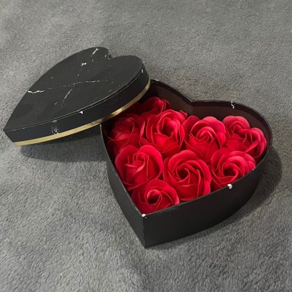 Coffret de roses rouges éternelle